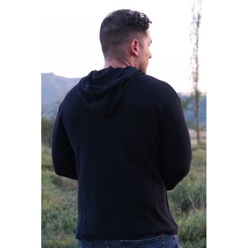 Μπλούζα μονόχρωμη με κουκούλα και τσέπες Μπλούζα μονόχρωμη με κουκούλα και τσέπες