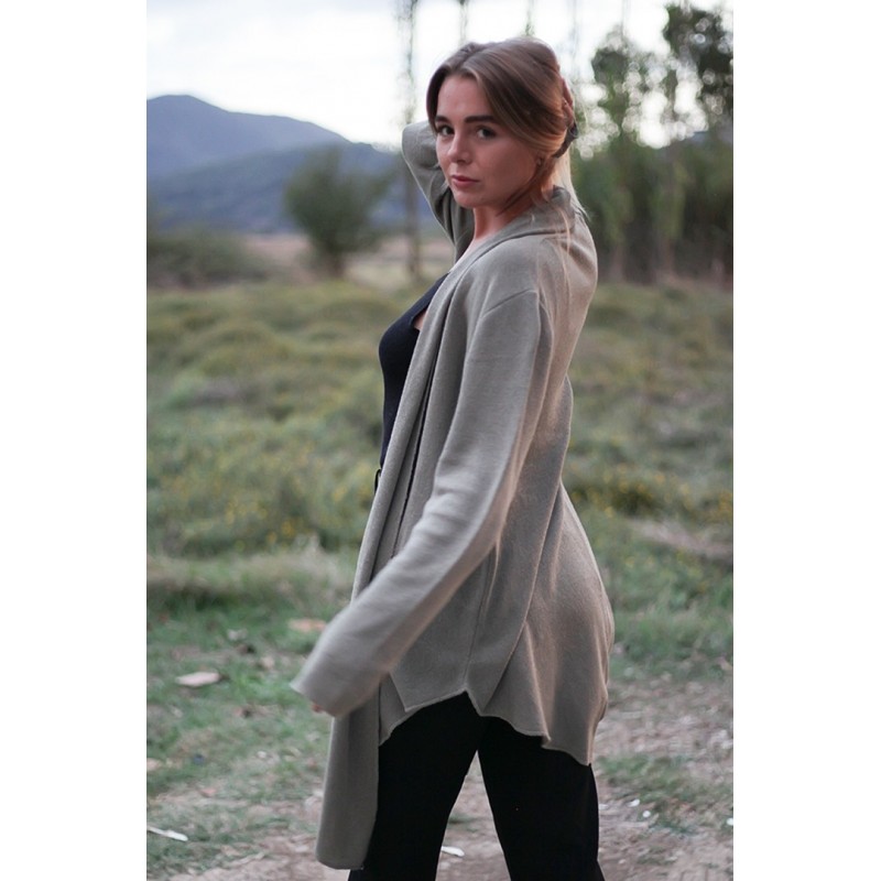 Ζακέτα με μύτες μπροστά και πίσω Ζακέτα με μύτες μπροστά και πίσω