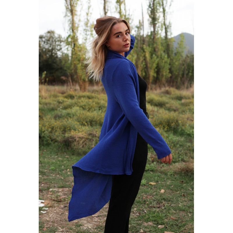 Ζακέτα με μύτες και μεγάλο γιακά-κουκούλα